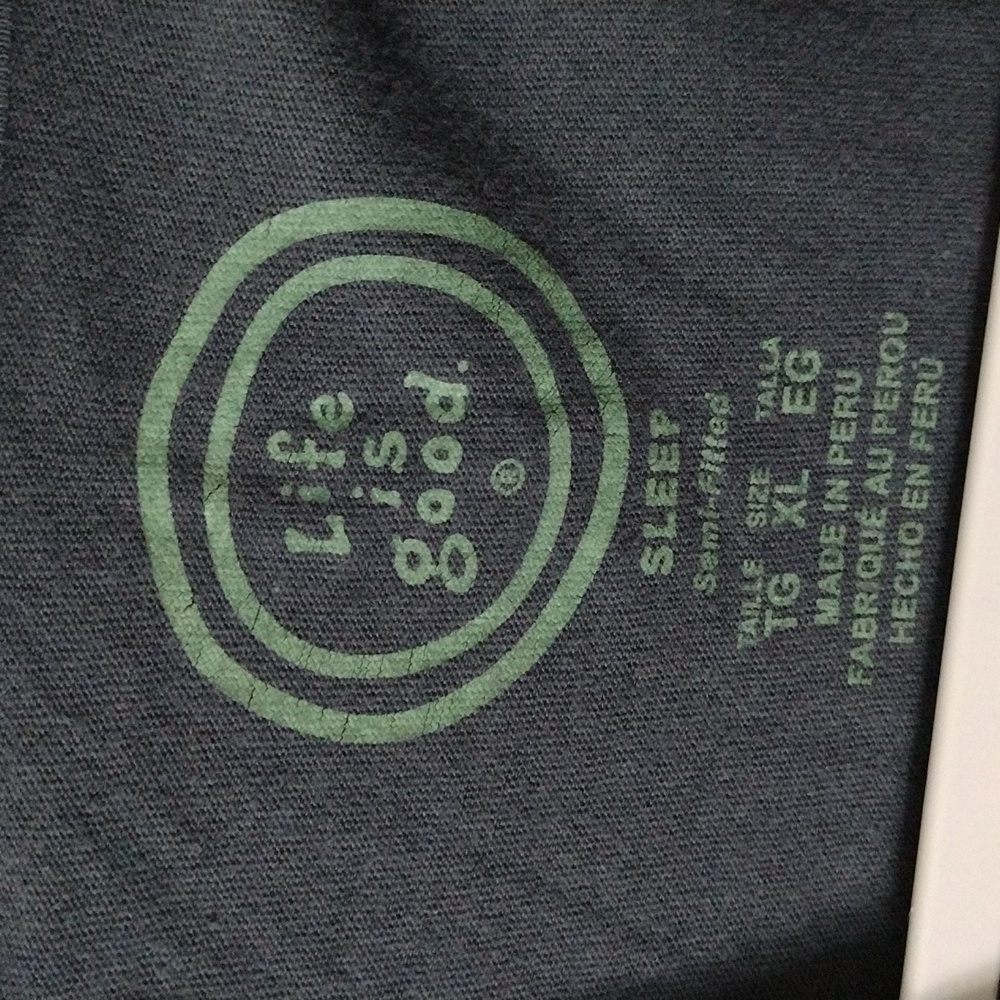 Life is Good mens XL sleep football t-shirt - Picture 2 of 2